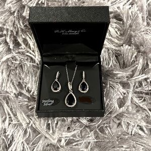BNWB Sterling Silver Necklace w/ Matching Earrings